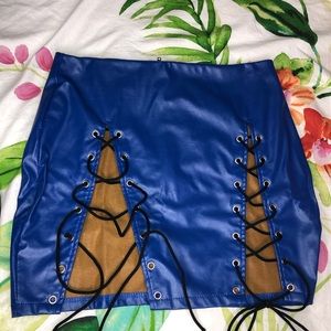 Lace up skirt